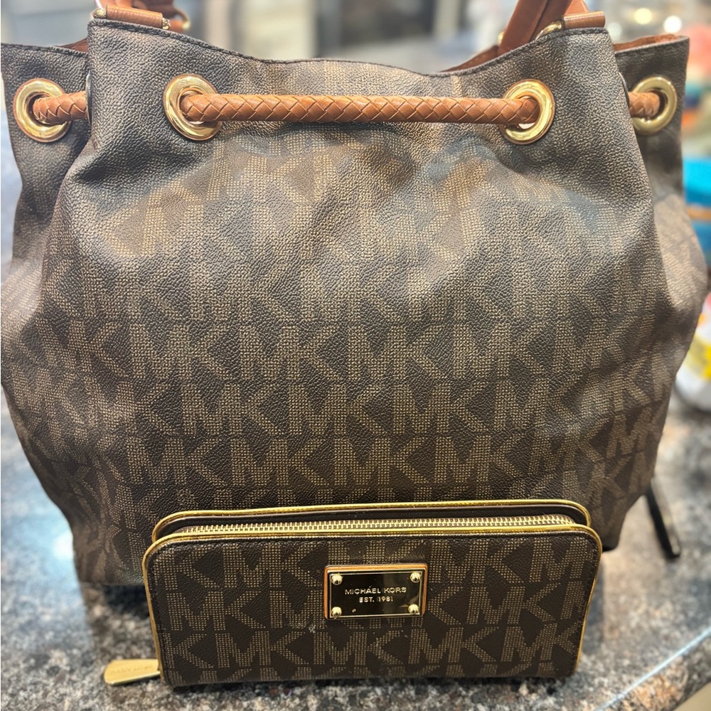 Michael Kors Brown Tote Bag with Wallet
